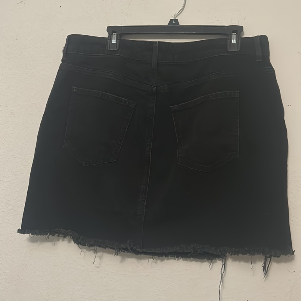 Forever 21 plus 2x black denim skirt - Picture 4 of 4